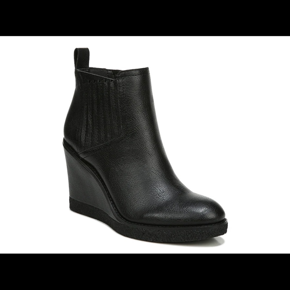 Zodiac Indigo Wedge Black Booties, Size 7